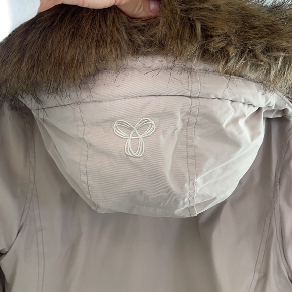 TNA Summit Parka - Picture 7 of 10